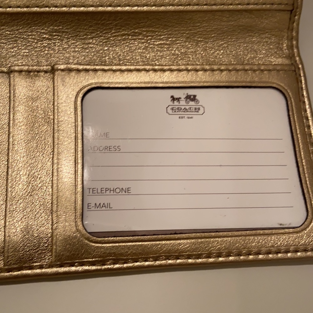 Coach Wallet - Picture 6 of 9